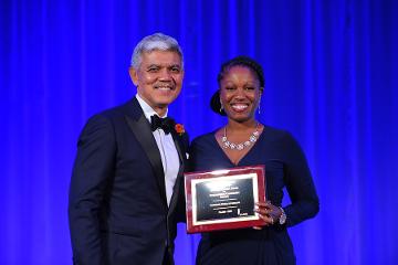 Dr. Akintobi Accepts Spencer Forman Finalists Award on Behalf of MSM